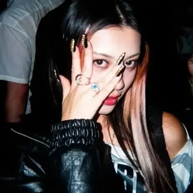 Profile image of Maya Sinclair