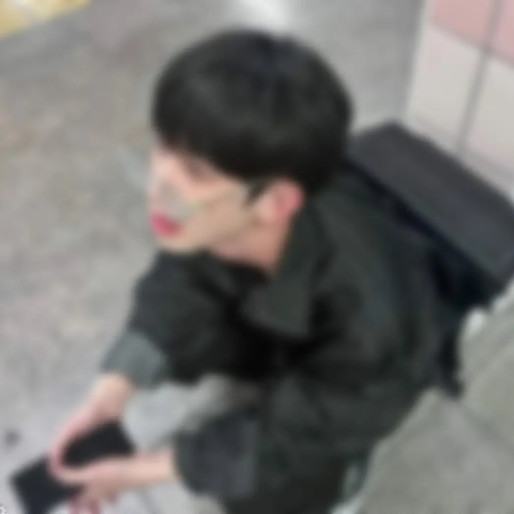 WornGuppy817의 윤석현