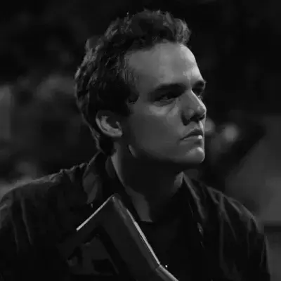 SleepyLlama6019의 Roberto Nascimento