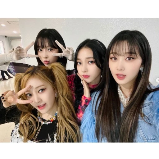 에스파 멤버들 &정성원