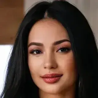 Profile image of Isabella