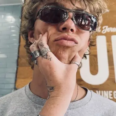 Profile image of Aj lynch