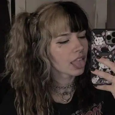 Profile image of Nova Winters