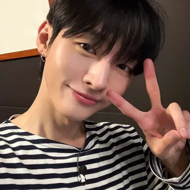 Profile image of 윤지성