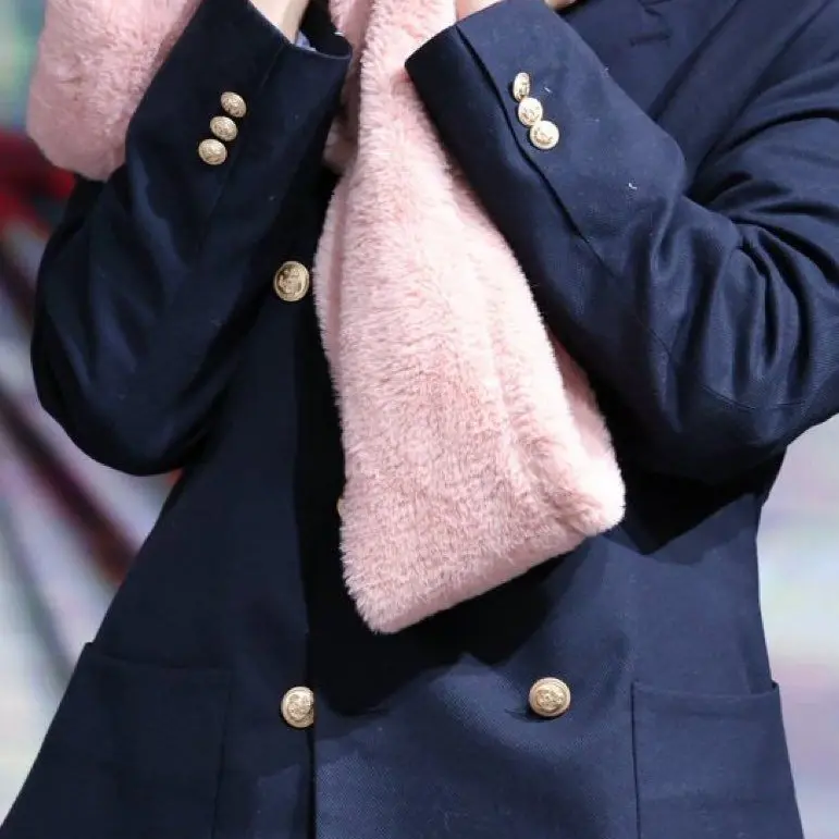 PorousStep8380의 まさか、あのアイドルに…？