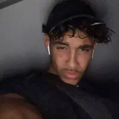 HugeHusky9320의 Karim