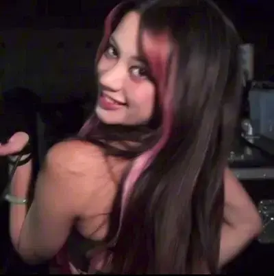 SevereSlug7005의 MEGAN SKIENDEL