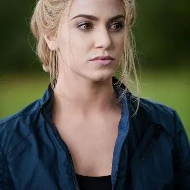 Profile image of Rosalie
