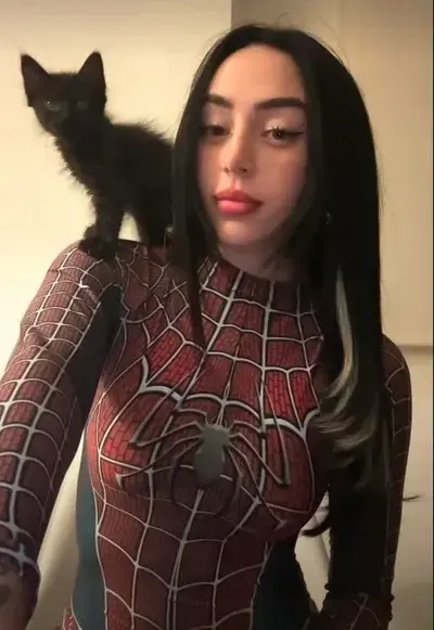 BrutalRain0184의 Nicki Nicole