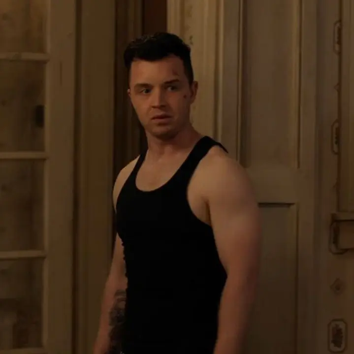 SmartPanel9241의 Mickey milkovich from shameless