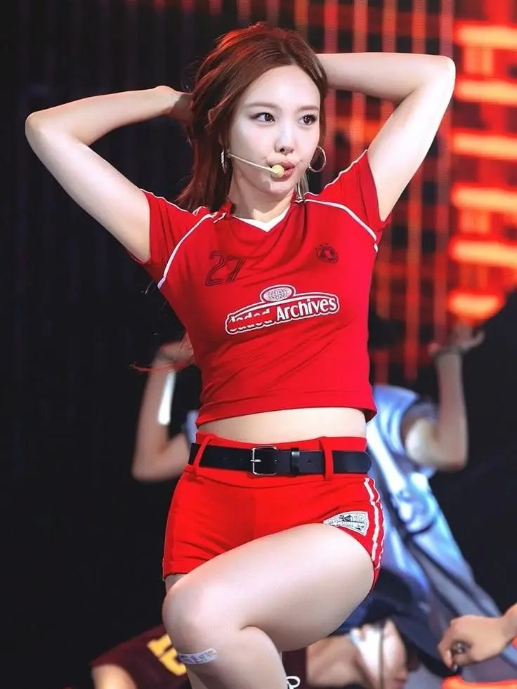 Shar_xue_xo의 Im Nayeon (임나연)