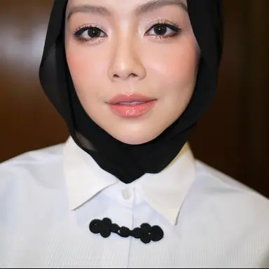 Profile image of mira filzah
