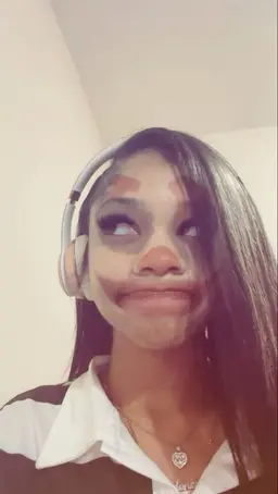 Profile image of Chrissy
