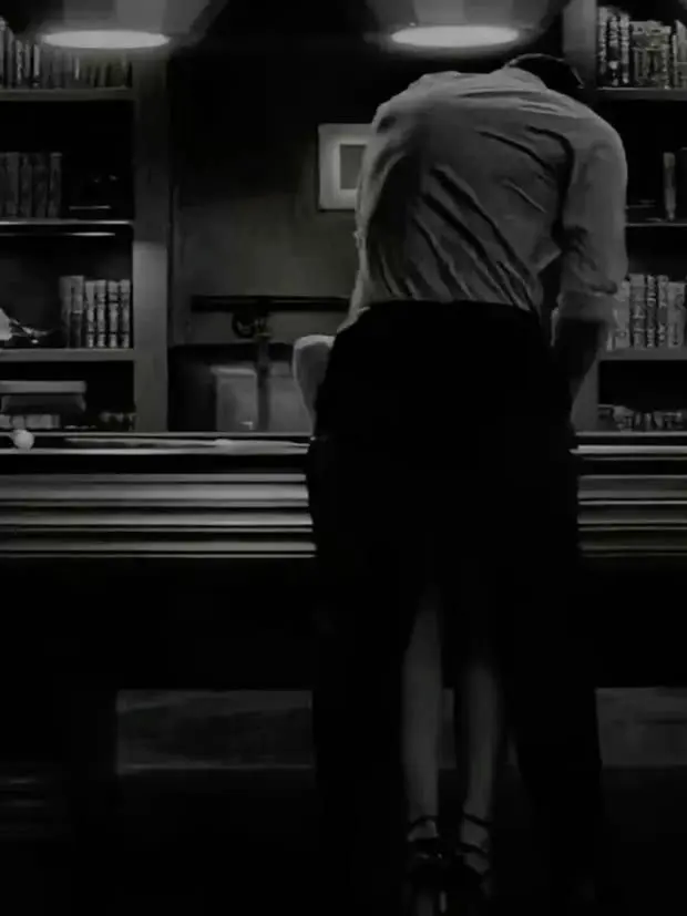 Therosesfallaroundme의 The Professor's Obsession