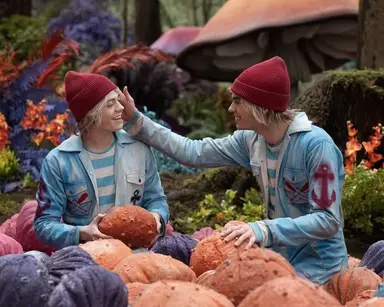 Profile image of Smee Twins