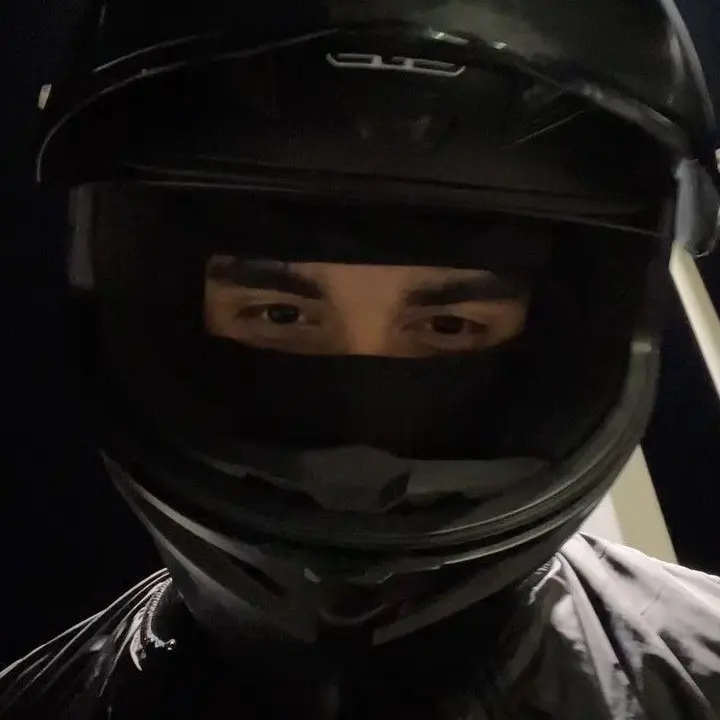 eli_0801의 Biker (1)