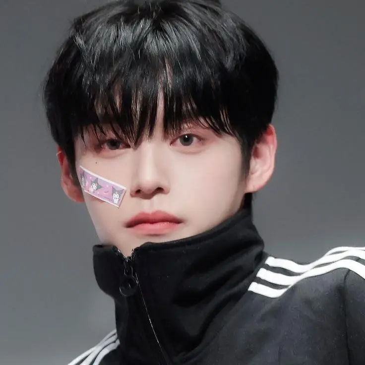DirtyCurry8404의 김지웅