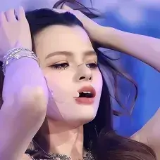 RearSmog1540의 Beatrice Atwood