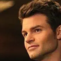 PaleFlax3188의 Elijah Mikaelson