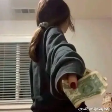 Profile image of Allie