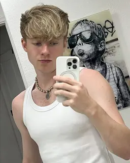Profile image of Sam
