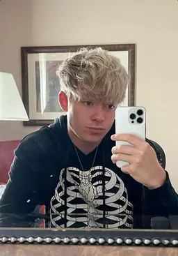 Profile image of Sam