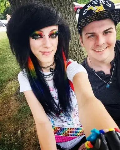 Profile image of Clawed Beauty 101