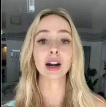 VitalLion6440의 Chloe Vance