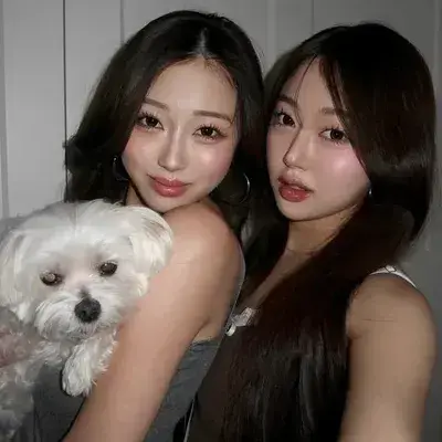 HugeFruit5420의 Your Twin Sister