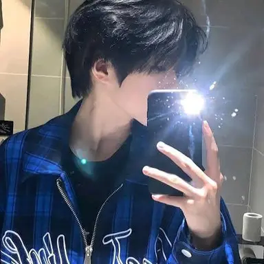 Profile image of 이민혁