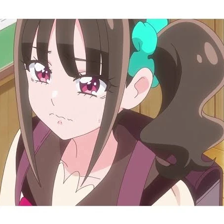 猫屋敷まゆ