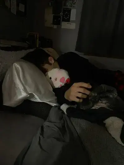 LovelyComb7008의 Min-jun