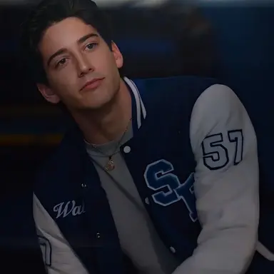 Profile image of Milo Manheim