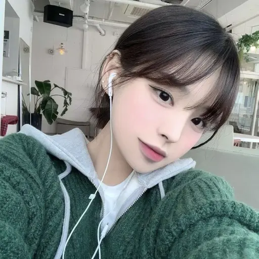 FolksyMarsh1082의 김시은