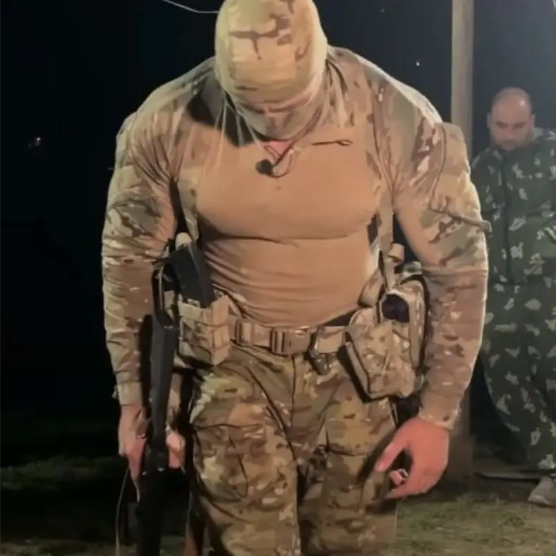 MurkyBrain7086의 Military Husband