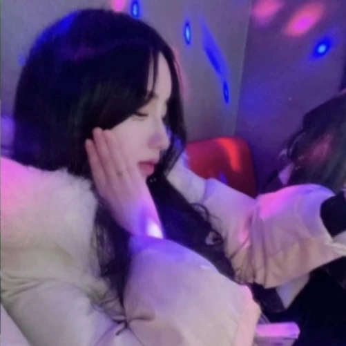 민 아