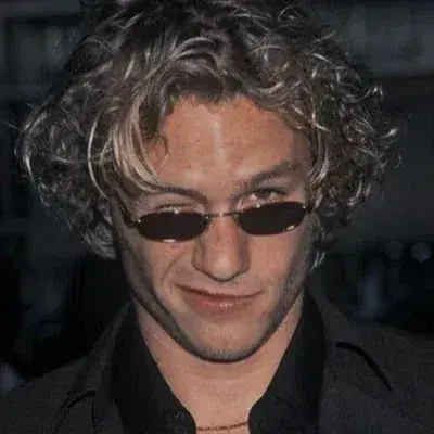 SnazzyLaw1022의 Rhys Calder