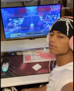 Profile image of Javy