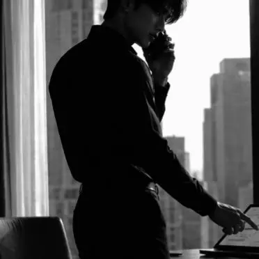 Roman2113의 Bound by Design