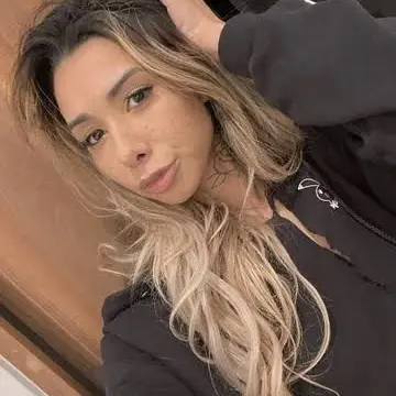 Profile image of Ally Lotti