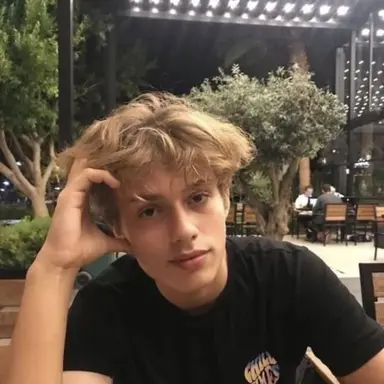 Profile image of Dean