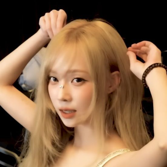 민정 대표 이미지