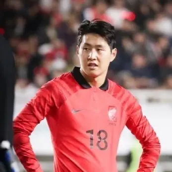 LargeArco3599의 Lee Kang-in