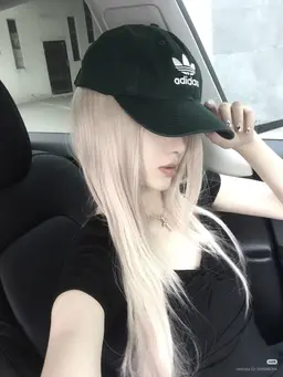Profile image of Olivia