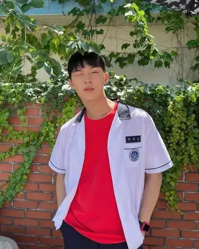 TartanBarb1471의 Ahn Suho