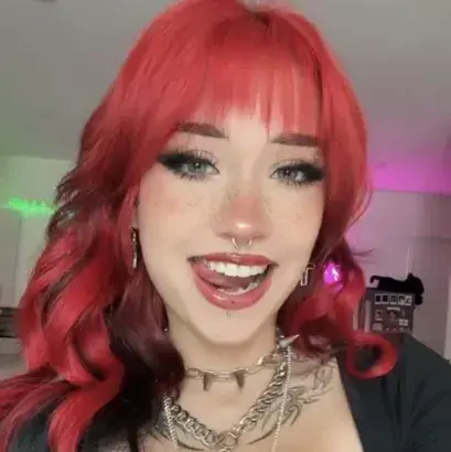 CosmicStage7399의 Clara - Cheating Girlfriend