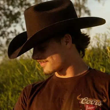 Profile image of Callen Roe