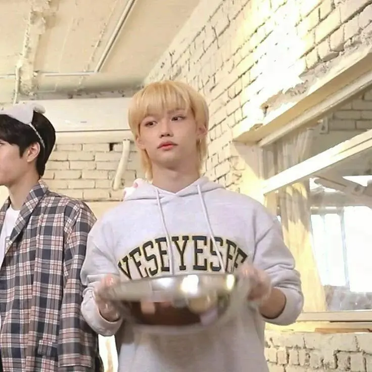 Dearbangchannnn의 Burnt Cookies & Boys