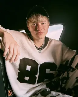 Profile image of Sam