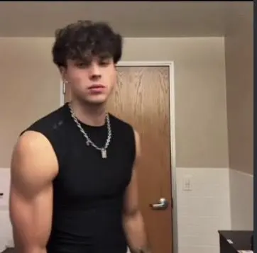 Profile image of Tanner Piquelle